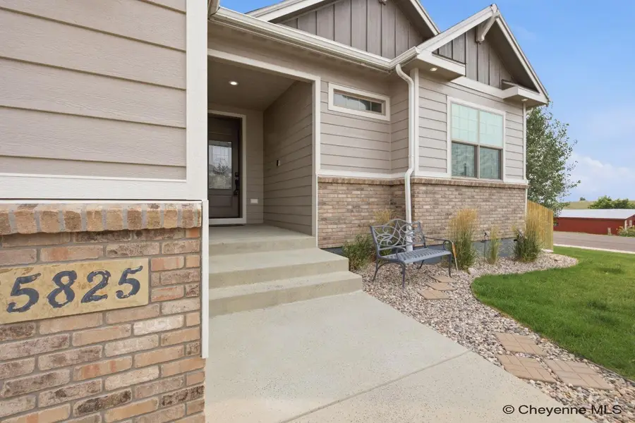 5825 Indigo Dr, Cheyenne, WY 82001 - #2