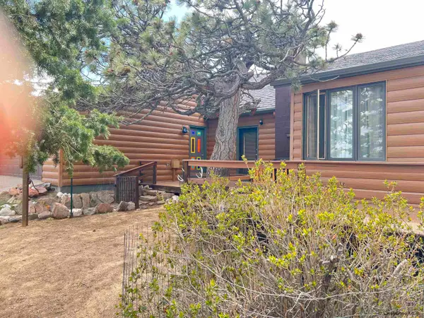 1046 Lookout Dr, Cheyenne, WY 82009-0000