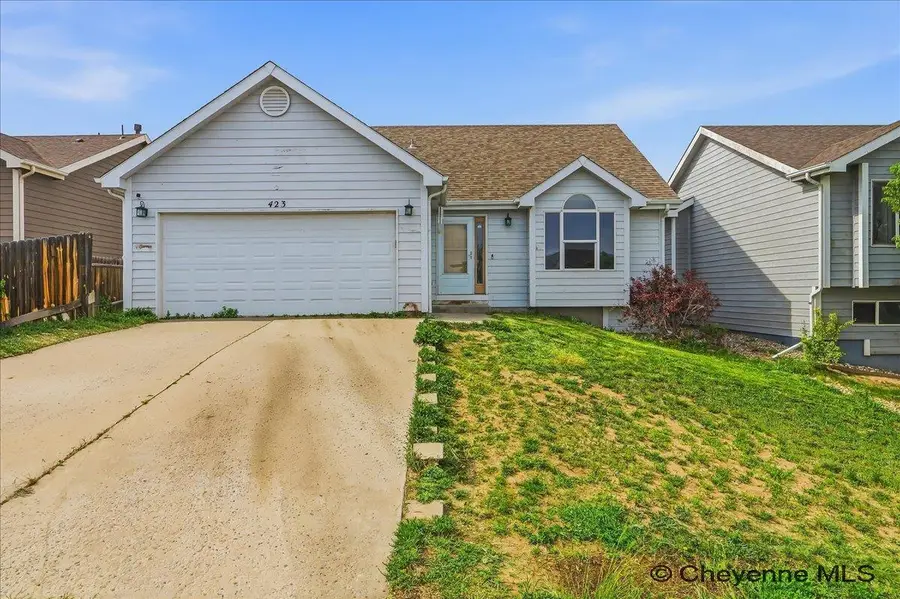 423 Wasatch St, Cheyenne, WY 82001 - #2