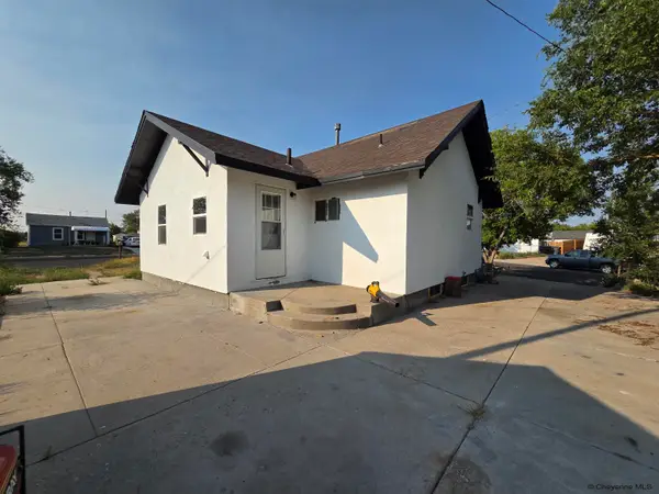 817 W 9th St, Cheyenne, WY 82001