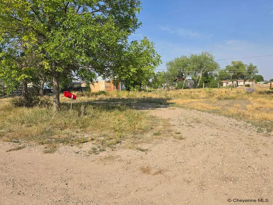 807 Mitchell Ct, Cheyenne, WY 82007 - #2