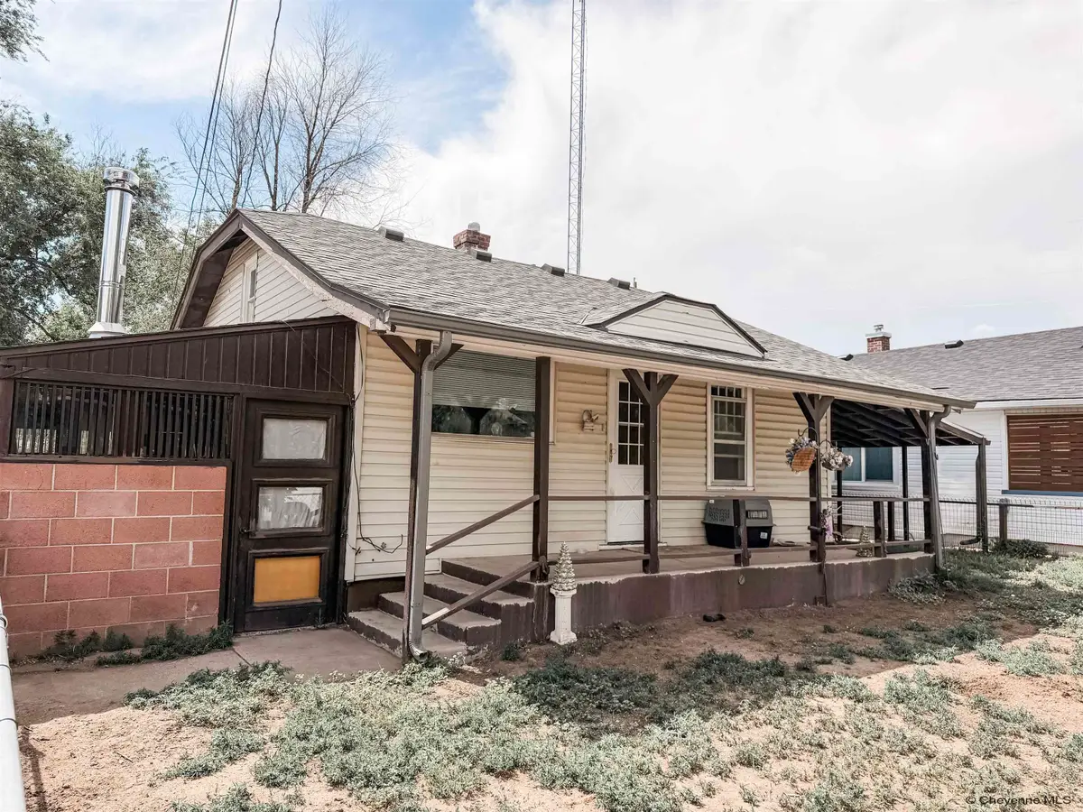 3048 Ames Ct, Cheyenne, WY 82001 - #1