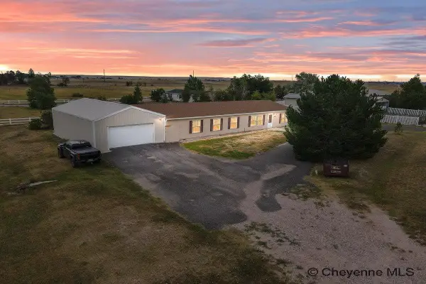 2401 Draper Rd, Cheyenne, WY 82001