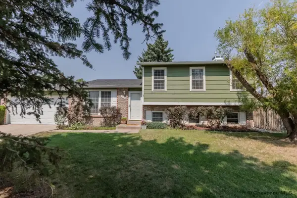 4118 Rangeview Dr, Cheyenne, WY 82001
