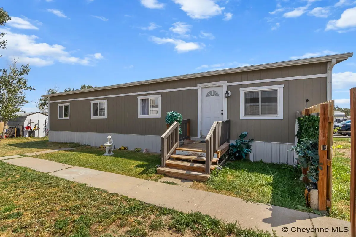 612 Dallas Rd, Cheyenne, WY 82007 - #1