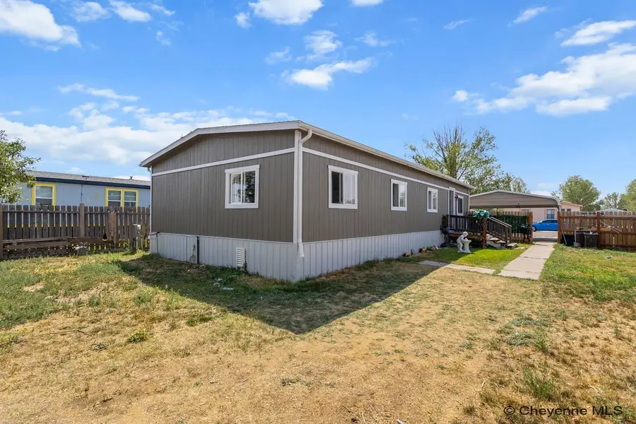 612 Dallas Rd, Cheyenne, WY 82007 - #2