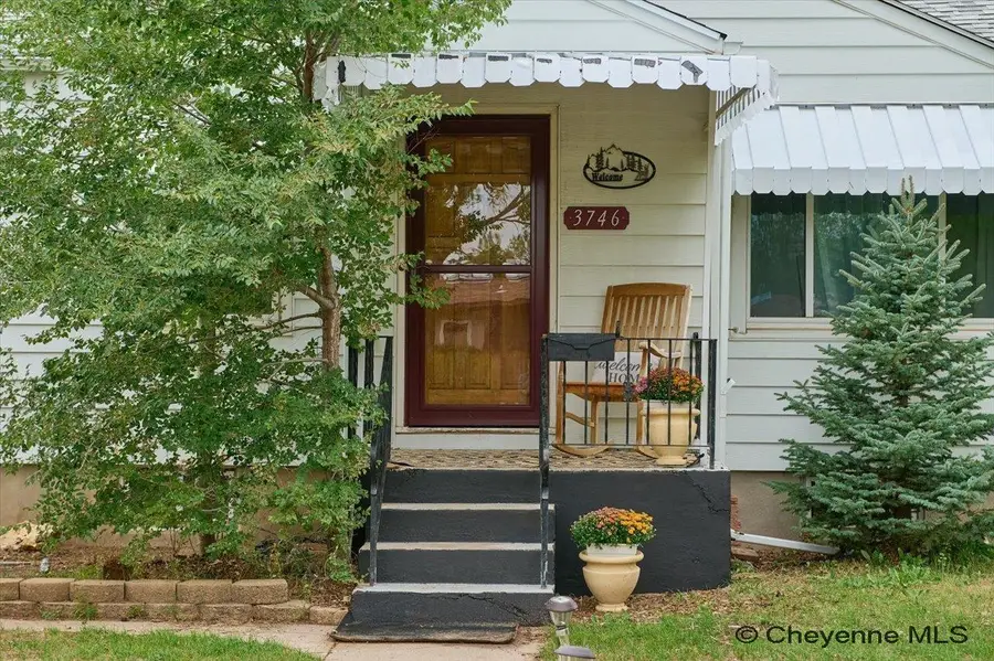 3746 Cribbon Ave, Cheyenne, WY 82001 - #2