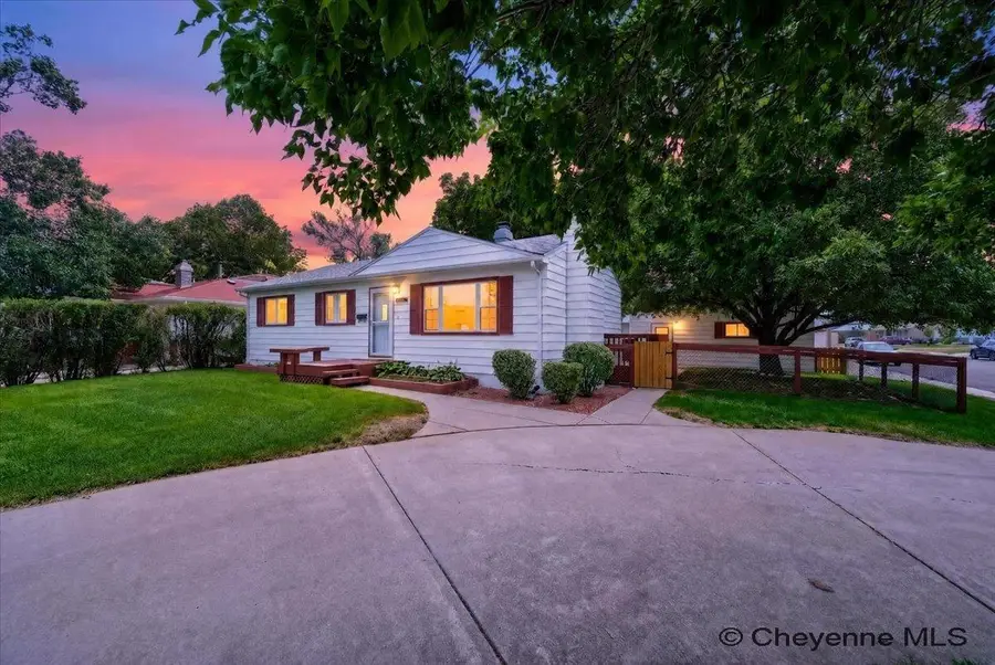 3905 E 8th St, Cheyenne, WY 82001 - #3