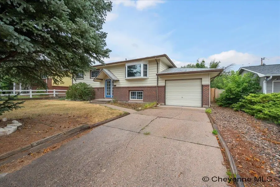808 Gardenia Dr, Cheyenne, WY 82009 - #3