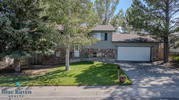 953 Elm St, Wheatland, WY 82201