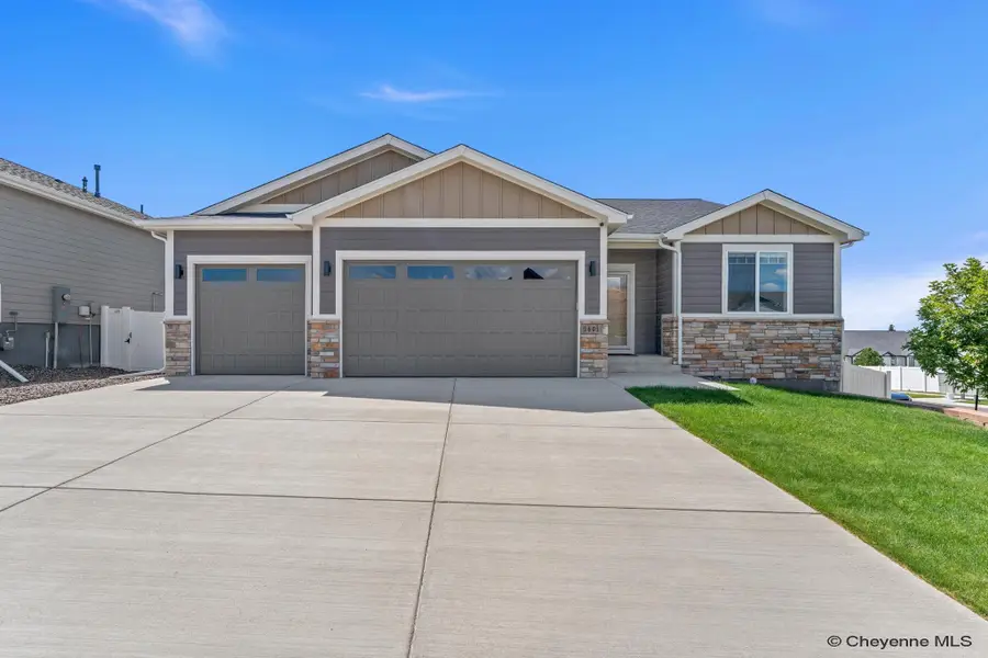5601 Carmel Dr, Cheyenne, WY 82009 - #2