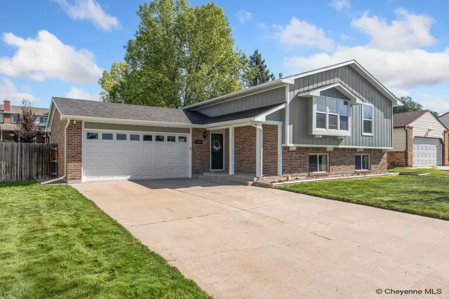 2700 Sagebrush Ave, Cheyenne, WY 82009 - #2