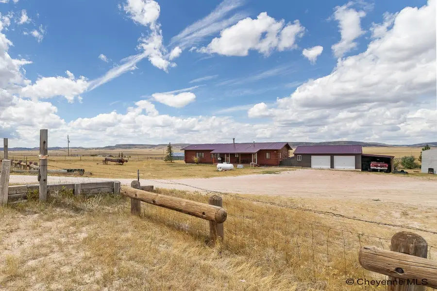 1856 Mountain Shdw South, Cheyenne, WY 82009 - #2