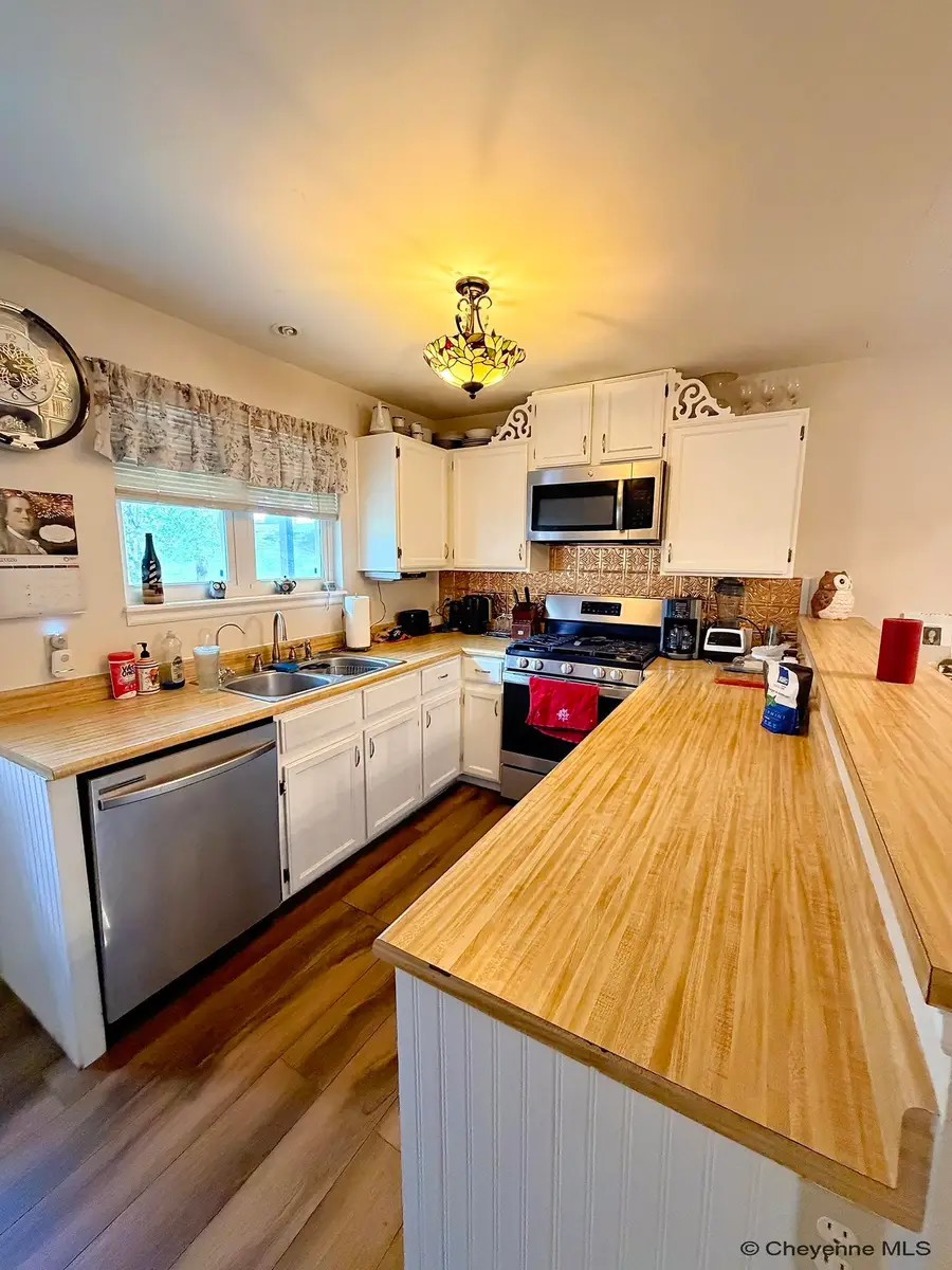 5263 Fishing Bridge, Cheyenne, WY 82009 - #3