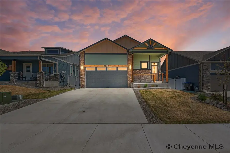 3939 Dixon Dr, Cheyenne, WY 82009 - #2