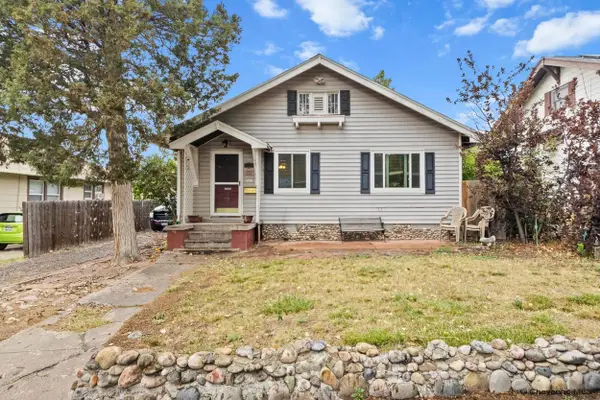 1216 E 19th St, Cheyenne, WY 82001