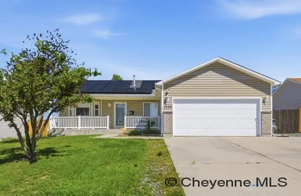 1524 Jazz Dr, Cheyenne, WY 82007