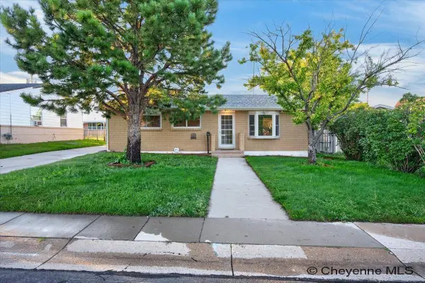 651 Creighton St, Cheyenne, WY 82009