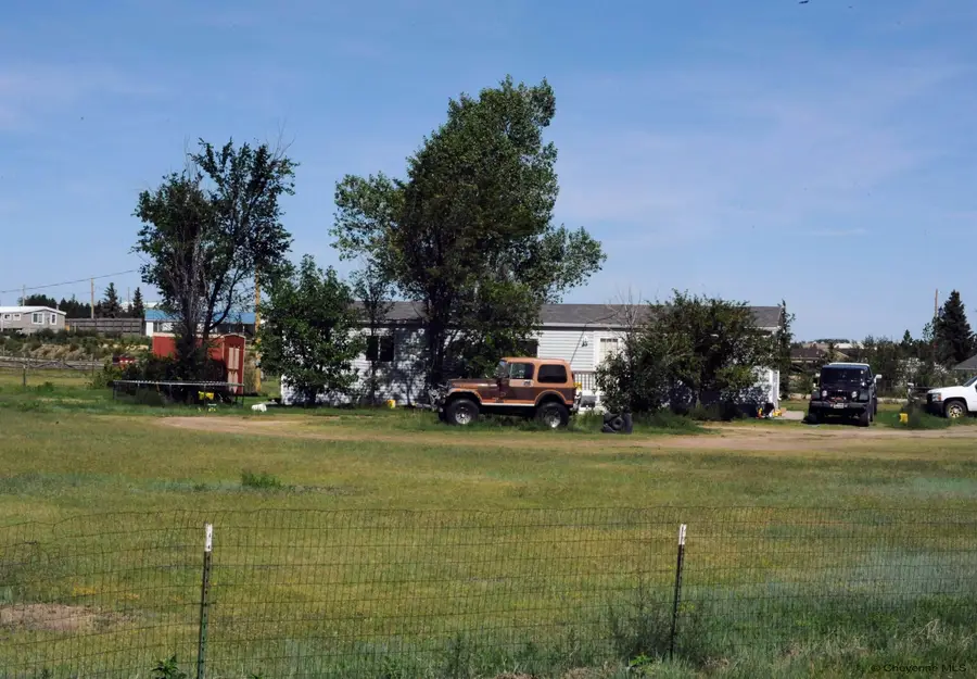 5315 Mynear St, Cheyenne, WY 82009 - #2
