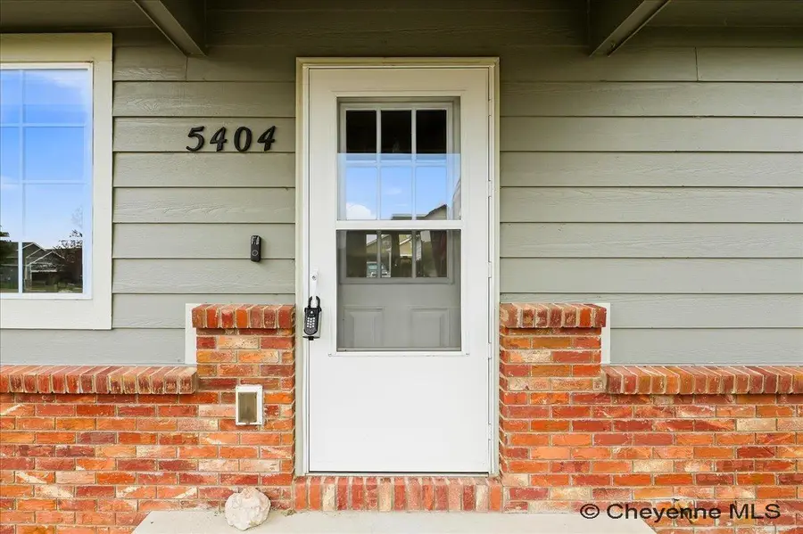 5404 Liz Ranch Rd, Cheyenne, WY 82007 - #2