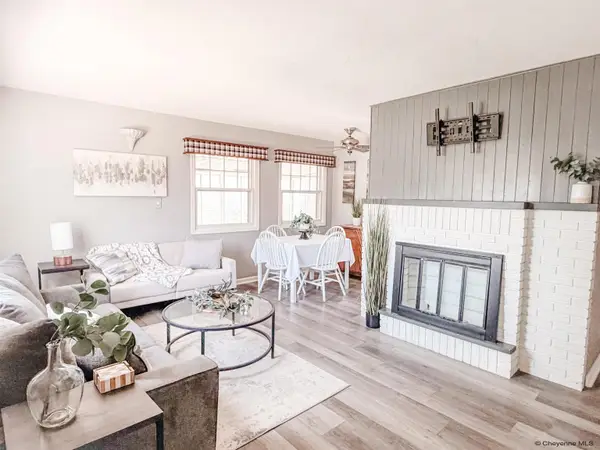 1906 E 21st St, Cheyenne, WY 82201