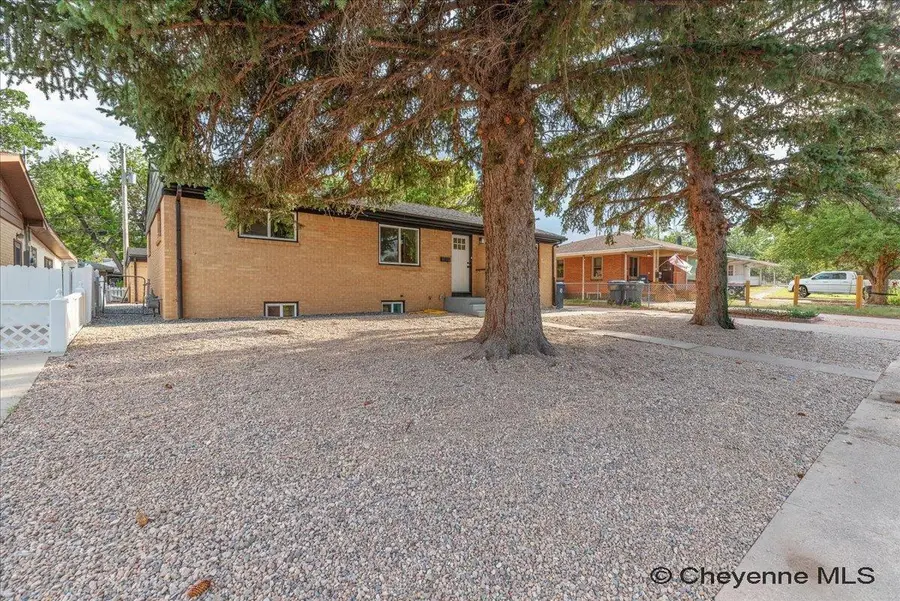 3413 Frontier St, Cheyenne, WY 82009 - #2
