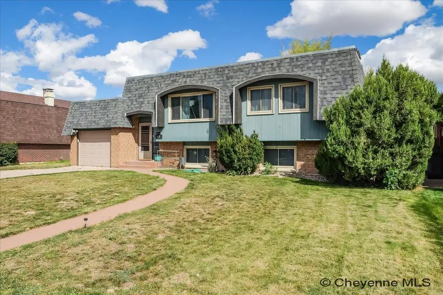 6909 Bomar Dr, Cheyenne, WY 82009 - #2