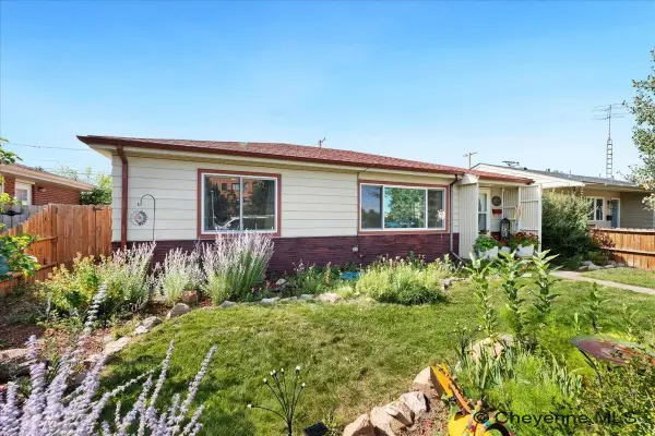 2611 E 18th St, Cheyenne, WY 82001