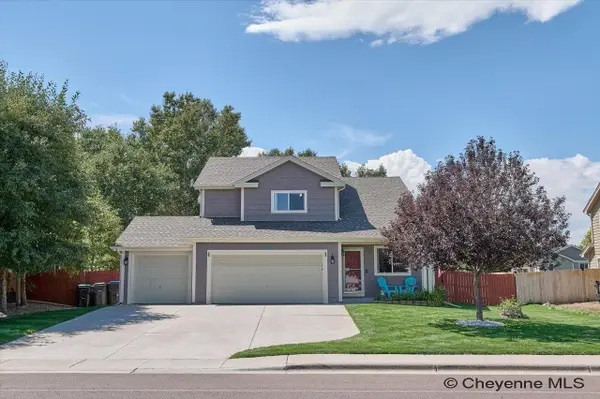 1406 Meadow Dr, Cheyenne, WY 82001