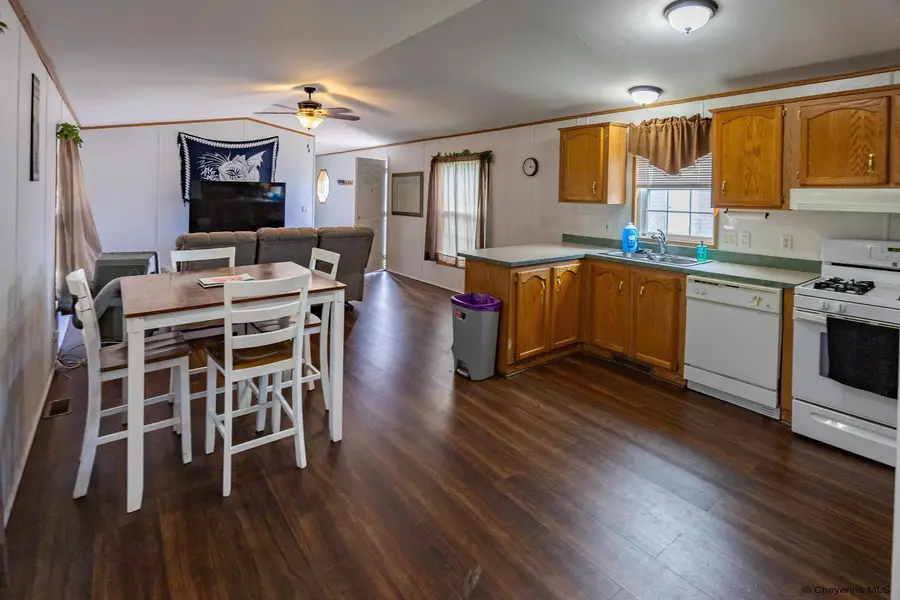 1272 W Lyons #14, Laramie, WY 92070 - #3