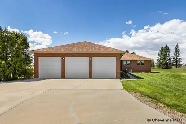 9514 Powderhouse Rd, Cheyenne, WY 82009