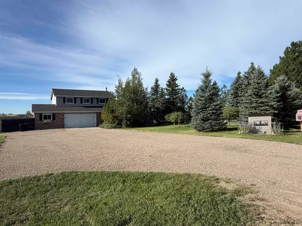 2033 Concha Loop, Cheyenne, WY 82009