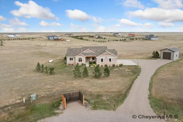 2230 Iriquois Dr, Cheyenne, WY 82009