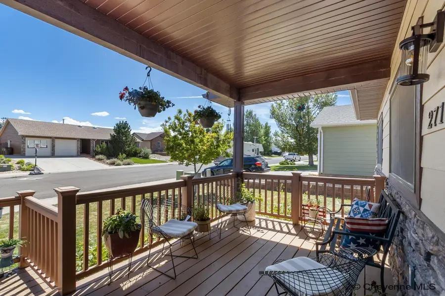 2718 S 18th St, Laramie, WY 82070 - #3