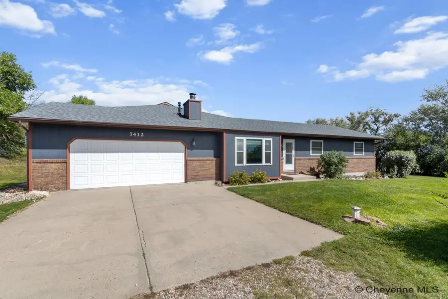 7412 Healy Rd, Cheyenne, WY 82009 - #2