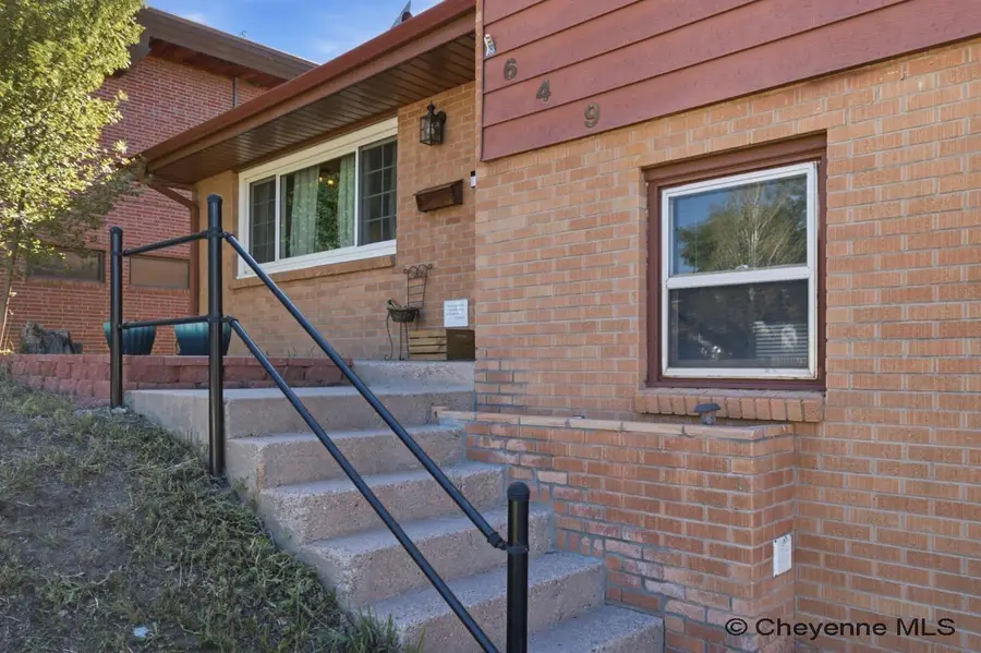 649 Vista Ln, Cheyenne, WY 82009 - #3