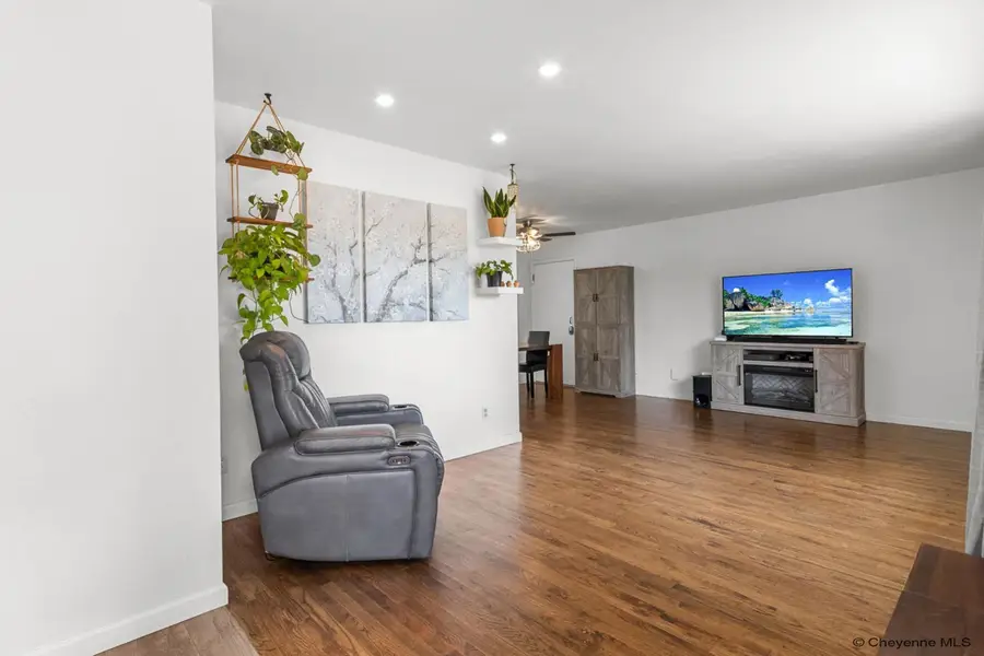 930 Western Hills Blvd, Cheyenne, WY 82009 - #3