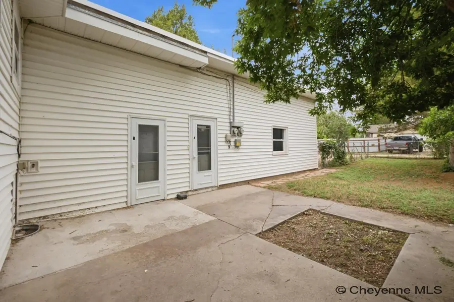 2504 E 12th St, Cheyenne, WY 82001 - #2