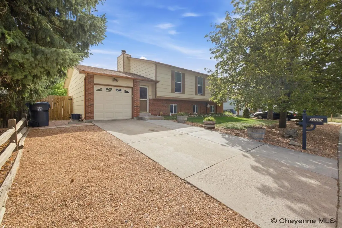 5005 Cable Ave, Cheyenne, WY 82009 - #1