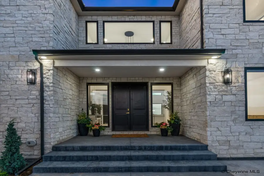 1002 Haven Ct, Cheyenne, WY 82009 - #2