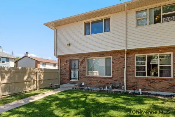 6038 Osage Ave, Cheyenne, WY 82009
