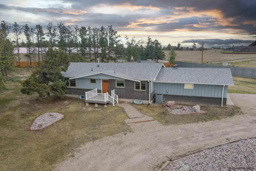 852 E Riding Club Rd, Cheyenne, WY 82009 - #2