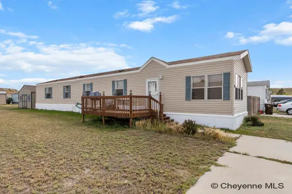 4319 Middle Fork Trl, Cheyenne, WY 82007