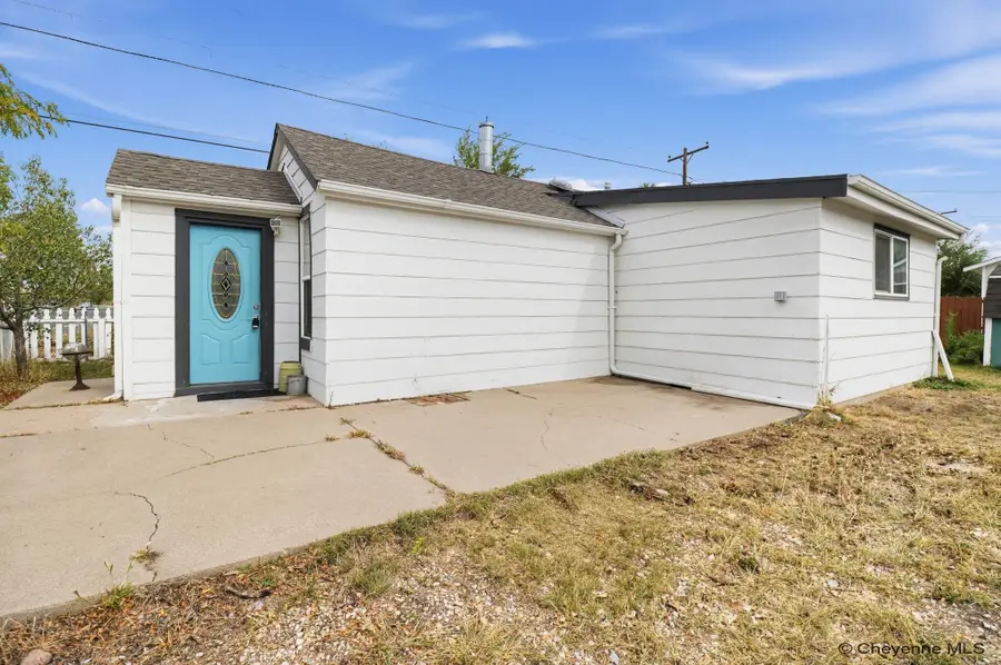 911 Oneil Ave, Cheyenne, WY 82007 - #3