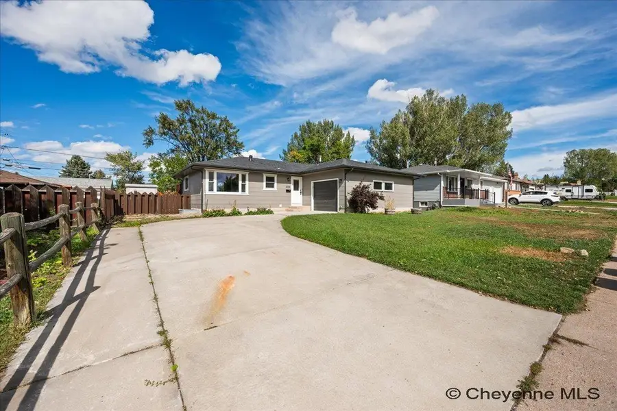 4310 E 7th St, Cheyenne, WY 82001 - #3