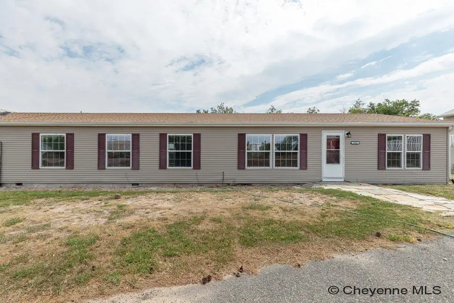 2401 Draper Rd, Cheyenne, WY 82001 - #2