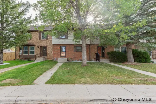 7009 Tumbleweed Dr, Cheyenne, WY 82009