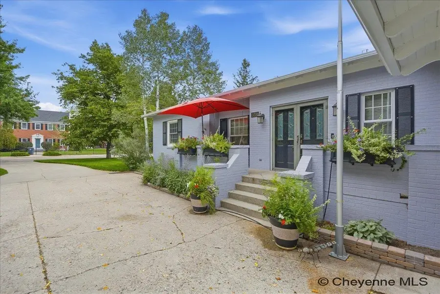 3719 Moore Ave, Cheyenne, WY 82001 - #3