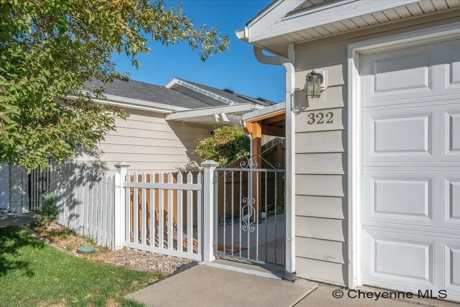 322 Appletree Ln, Cheyenne, WY 82009 - #3