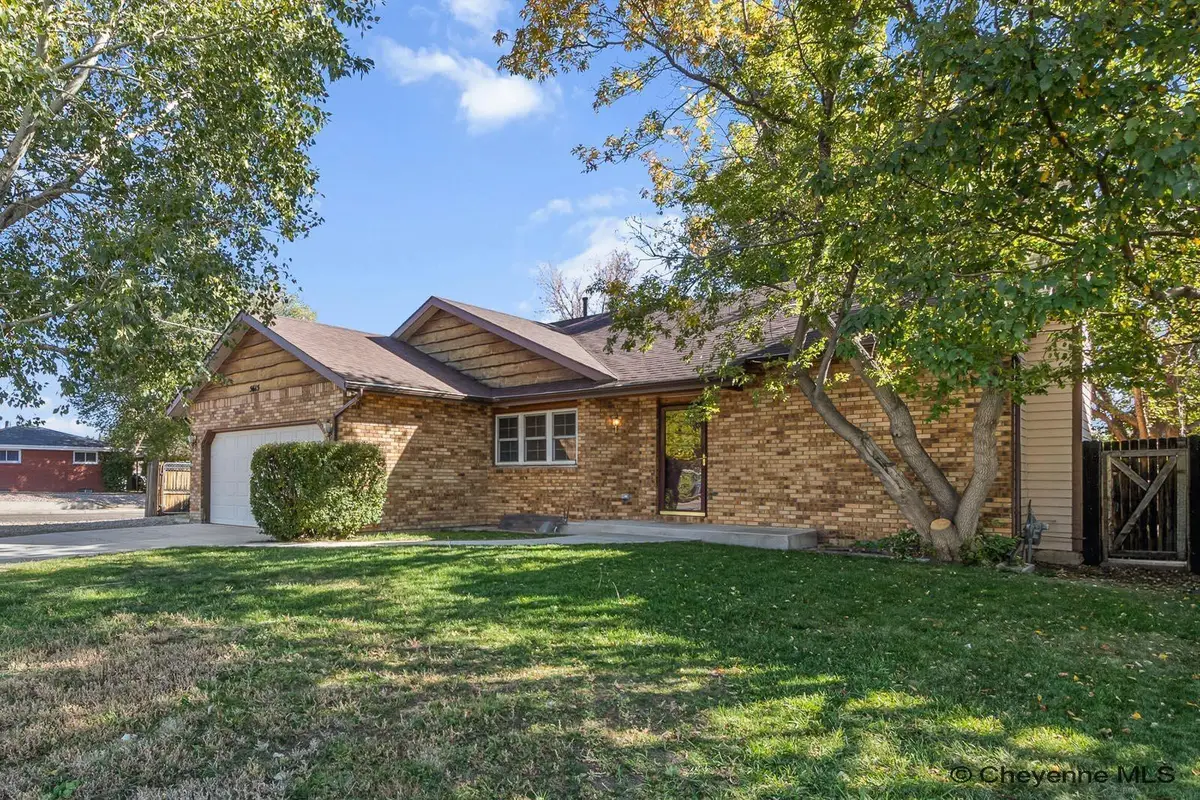 5615 Townsend Pl, Cheyenne, WY 82009 - #1